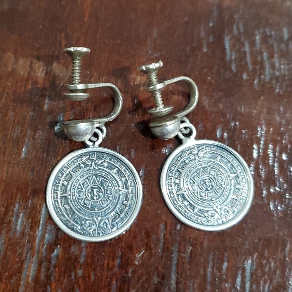 ALPACA 925 SILVER MAYAN AZTEC CALENDAR DISK EARRINGS SCREW BACKS TRIBAL STAMPED